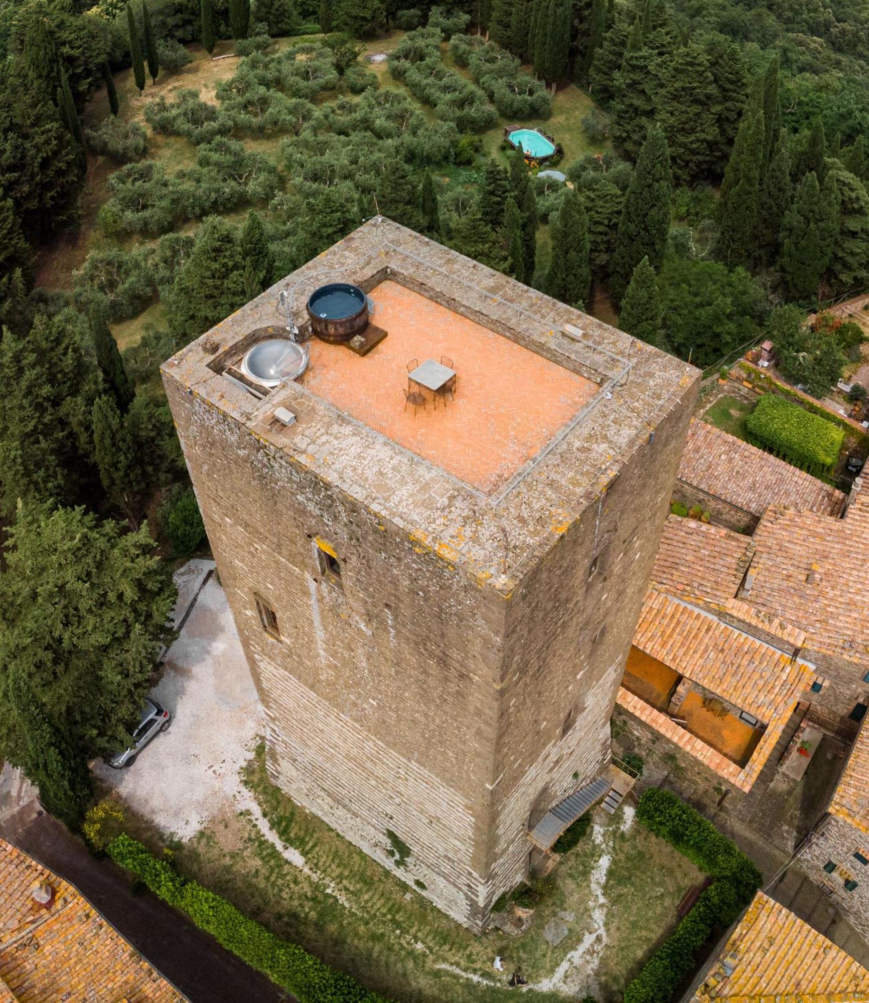 Torre Dei Belforti Montecatini Val di Cecina Bagian luar foto